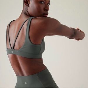 NWT Athleta Exhale Bra